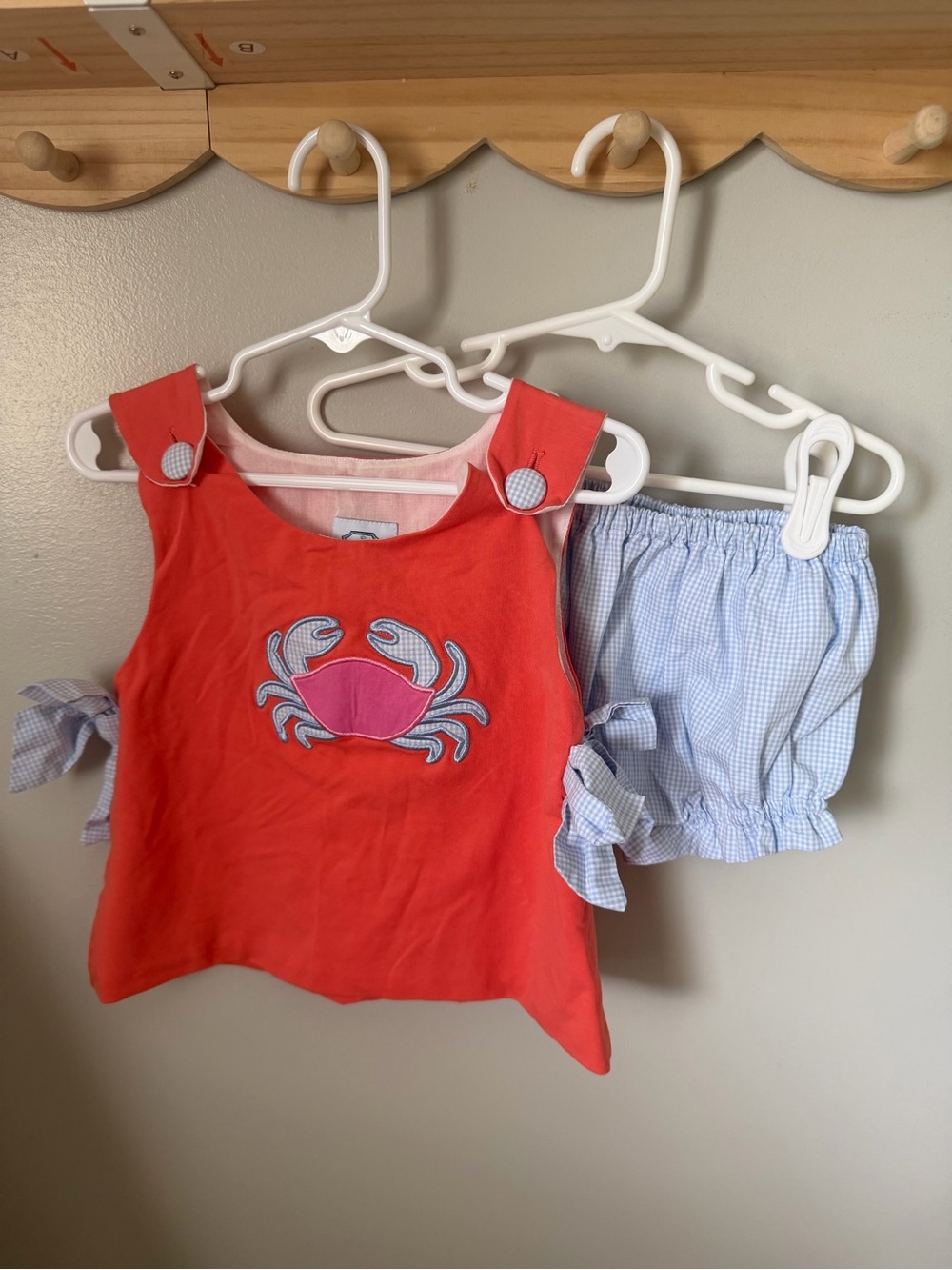 Southern Taters Girls 18M 2pc Orange Crab Sleeveless Top & Blue Gingham Shorts